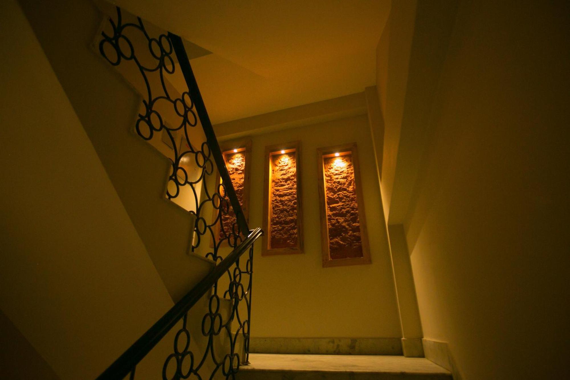 Divya Boutique Inn Kathmandu Buitenkant foto